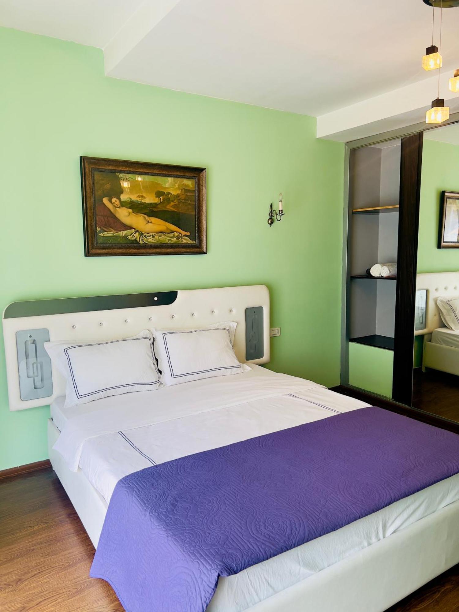 Apartment Maisi บาทูมิ ภายนอก รูปภาพ