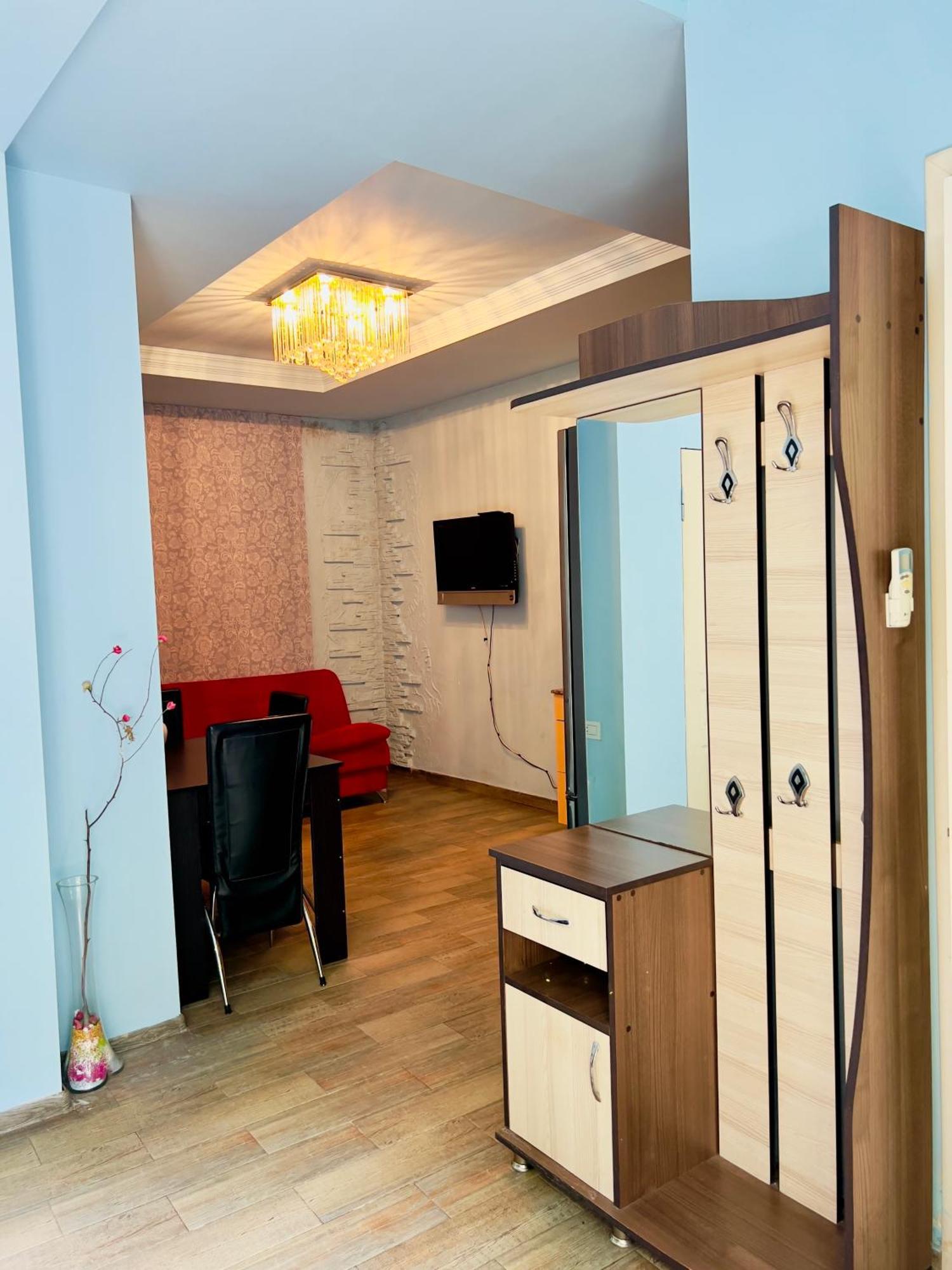 Apartment Maisi บาทูมิ ภายนอก รูปภาพ